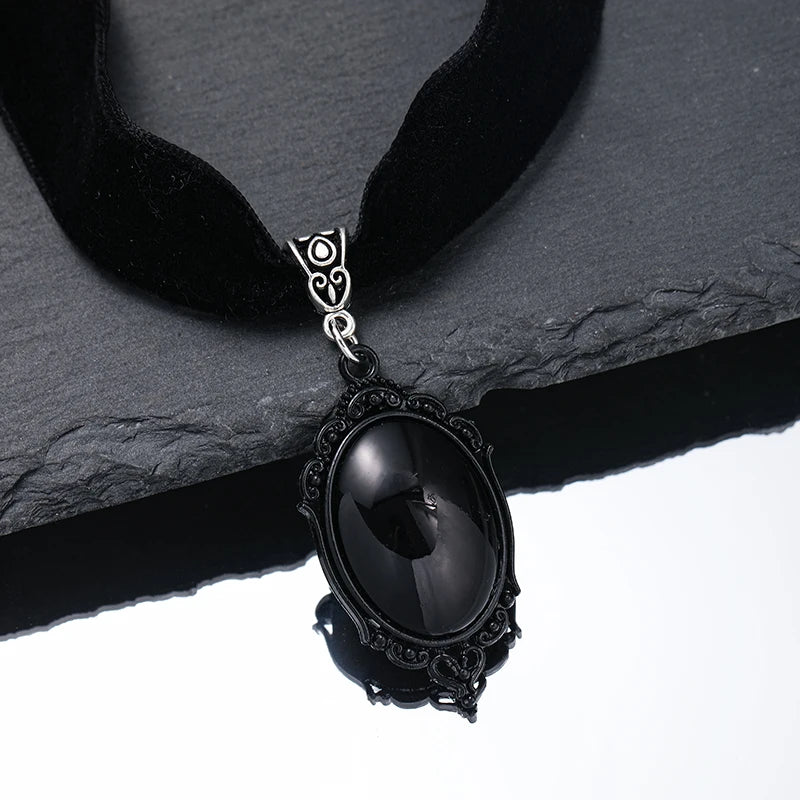 Bloodmoon Velvet Necklace®